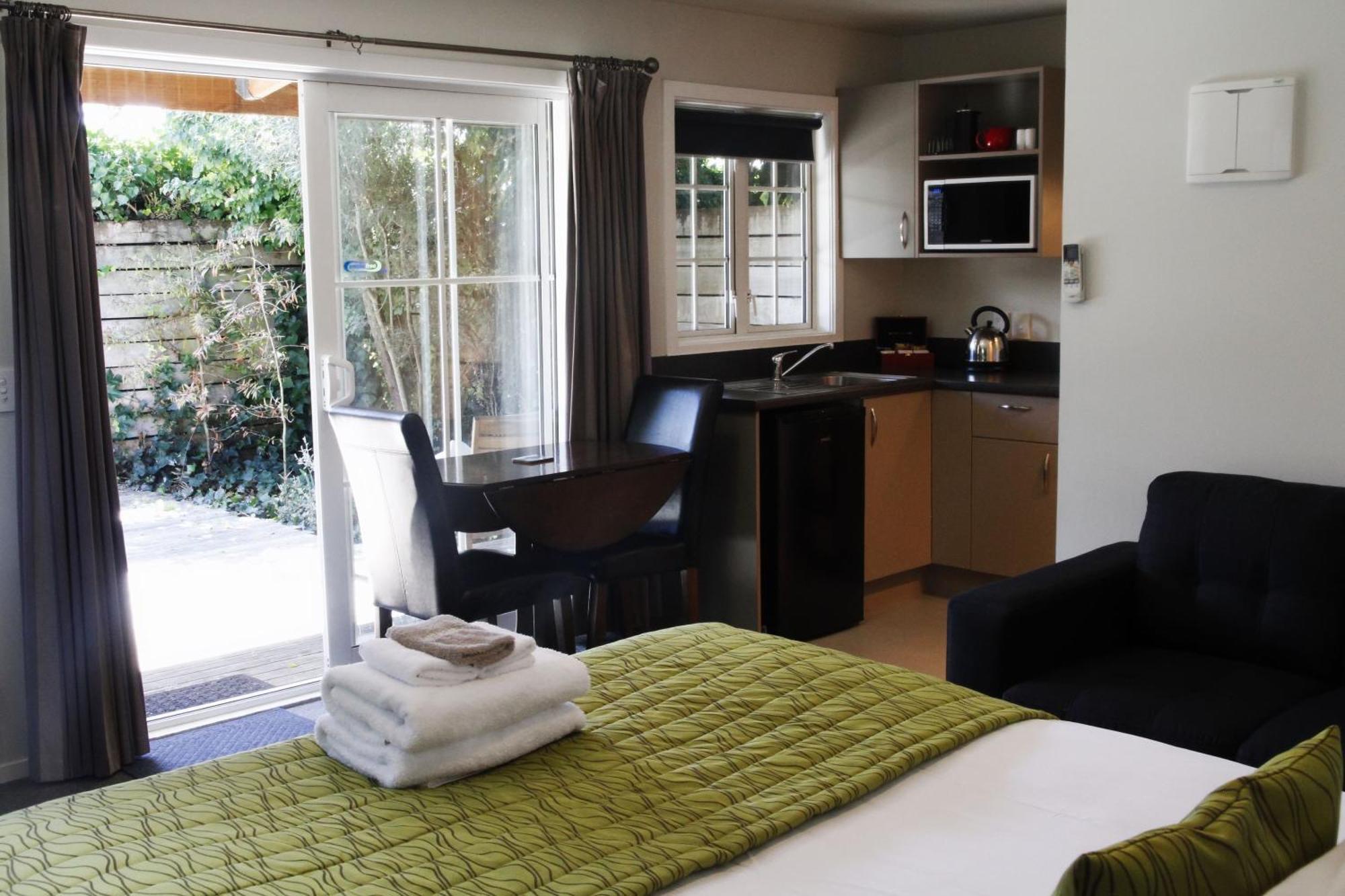 Cranford Cottages And Motel ไครสต์เชิร์ช ภายนอก รูปภาพ